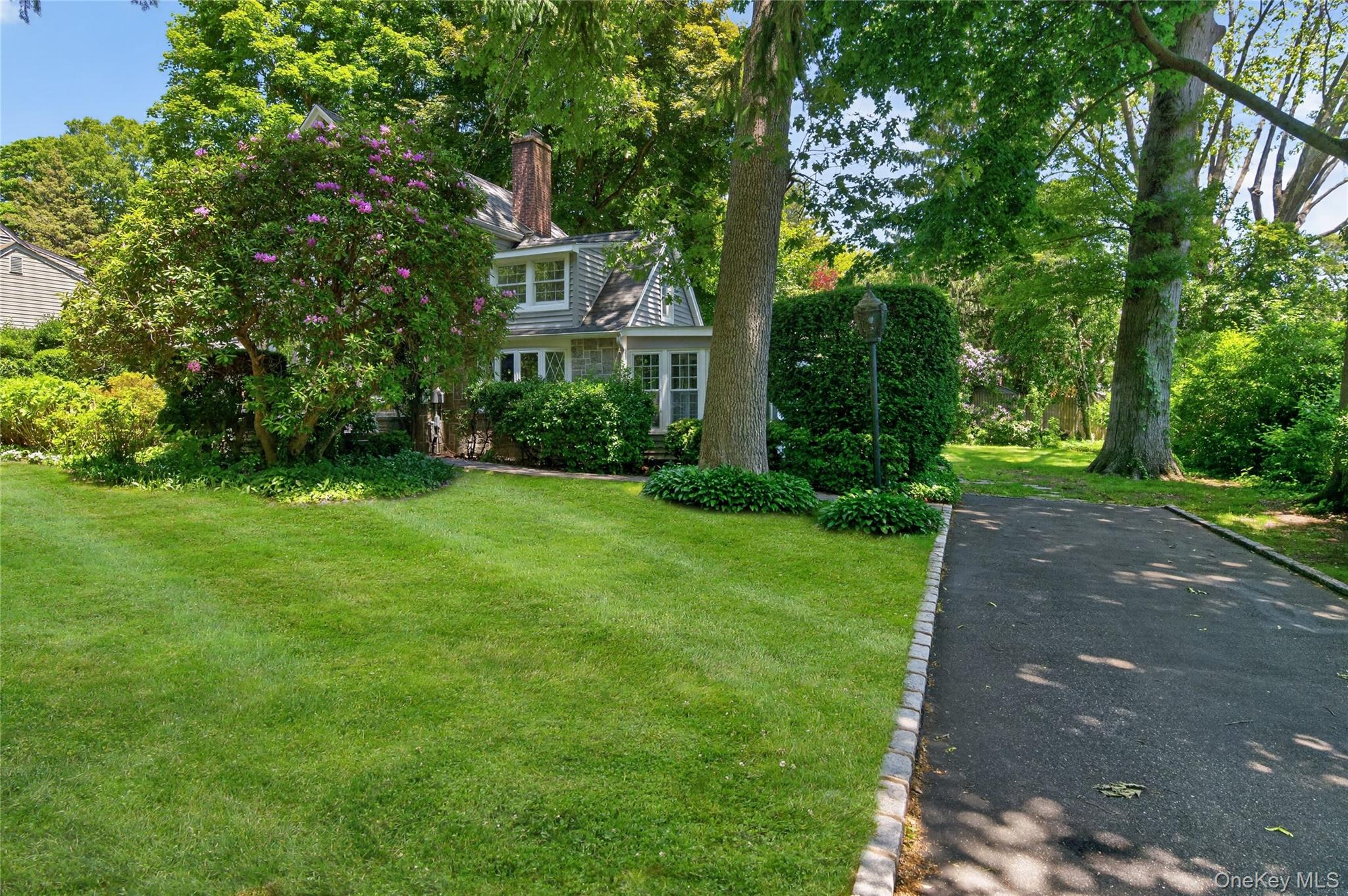 136 Lodge Avenue