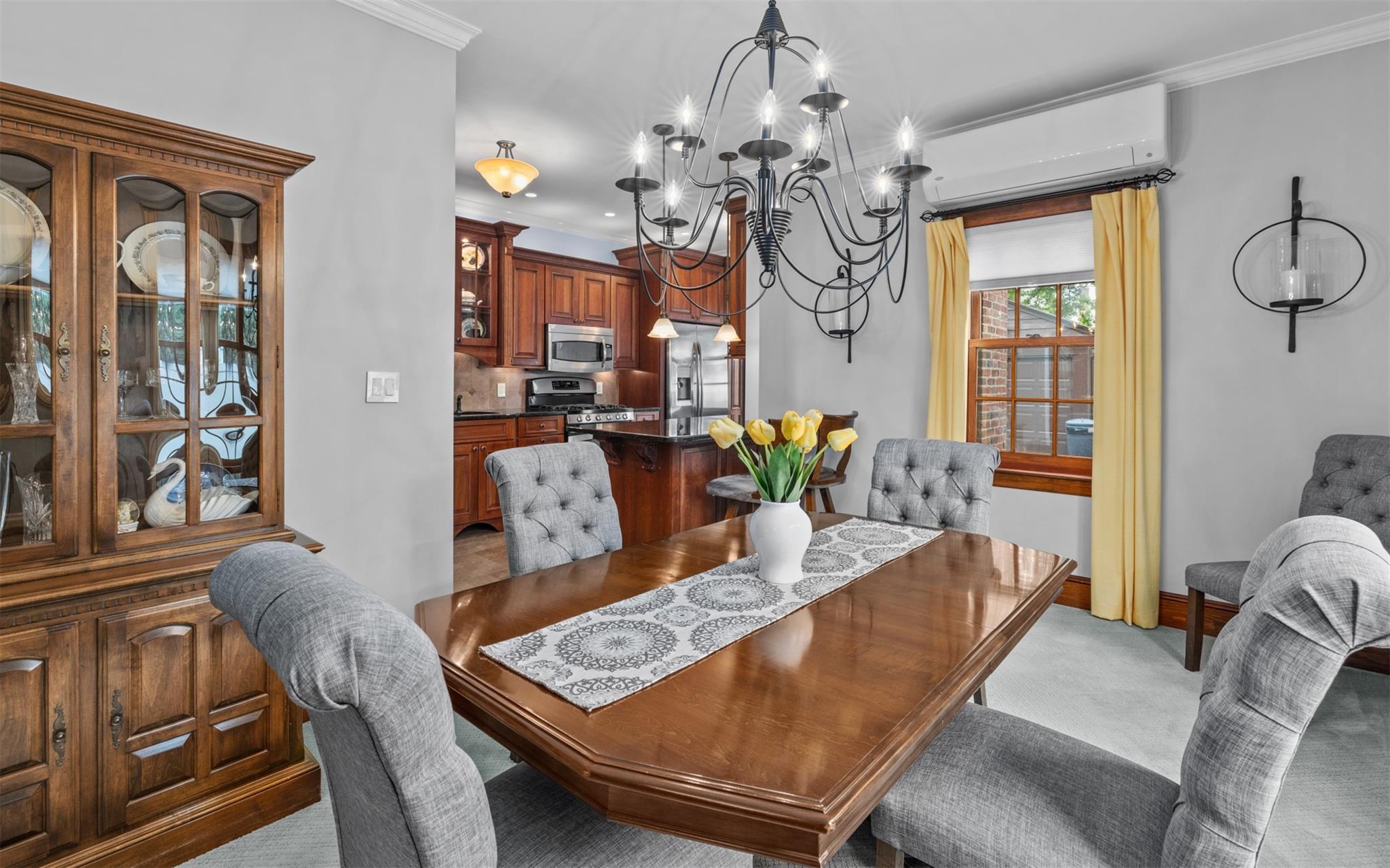 306 Buchanan Avenue, Mineola, New York image 9