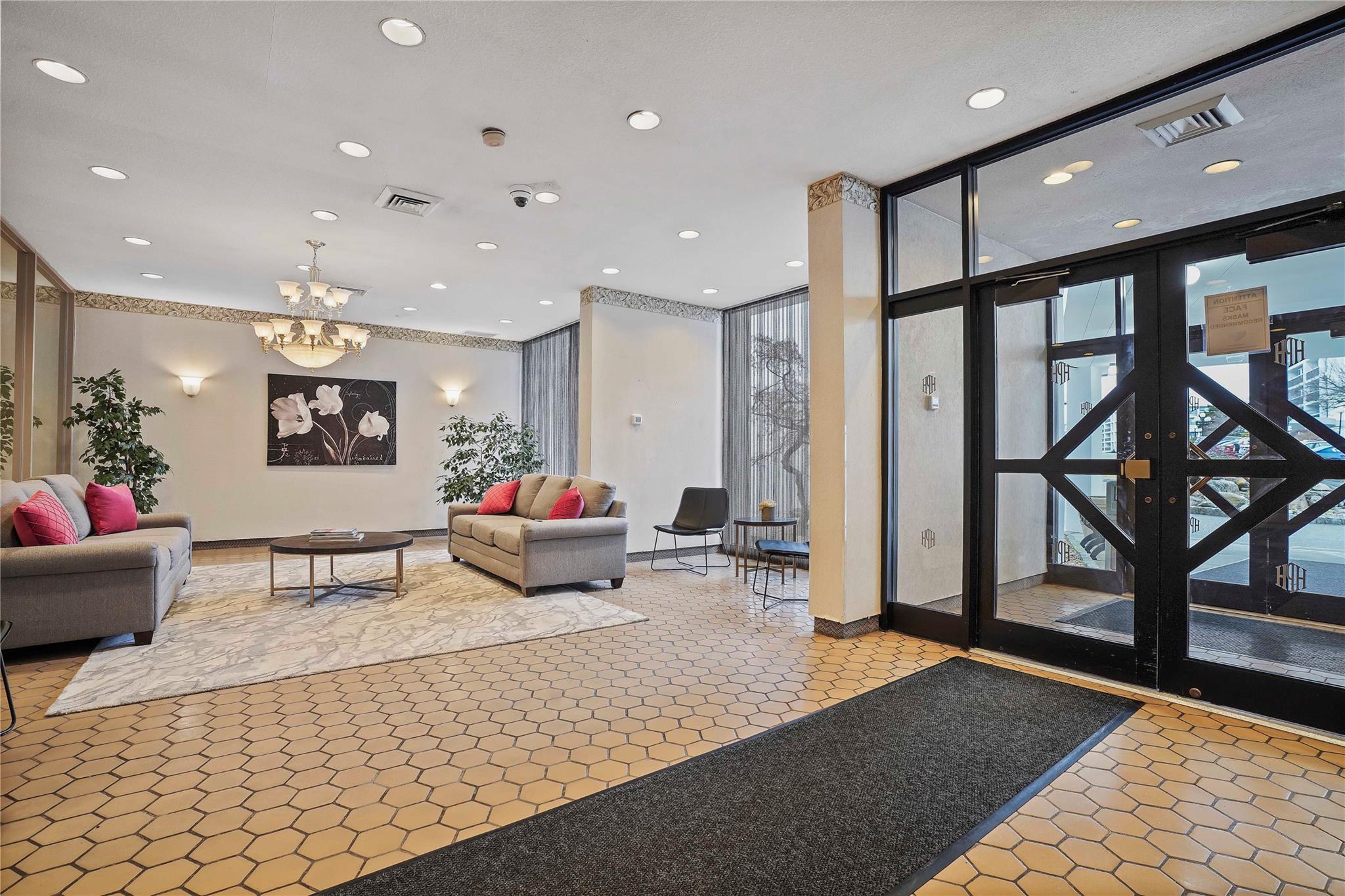 100 High Point Drive 504