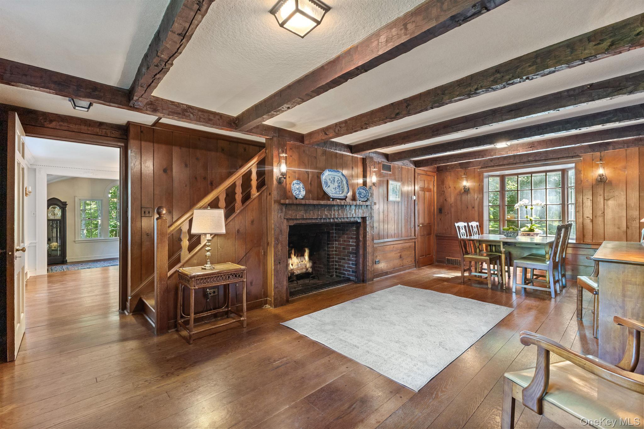 Chappaqua, New York 10514, United States, 3 Bedrooms Bedrooms, ,2 BathroomsBathrooms,Residential,Pending,213621