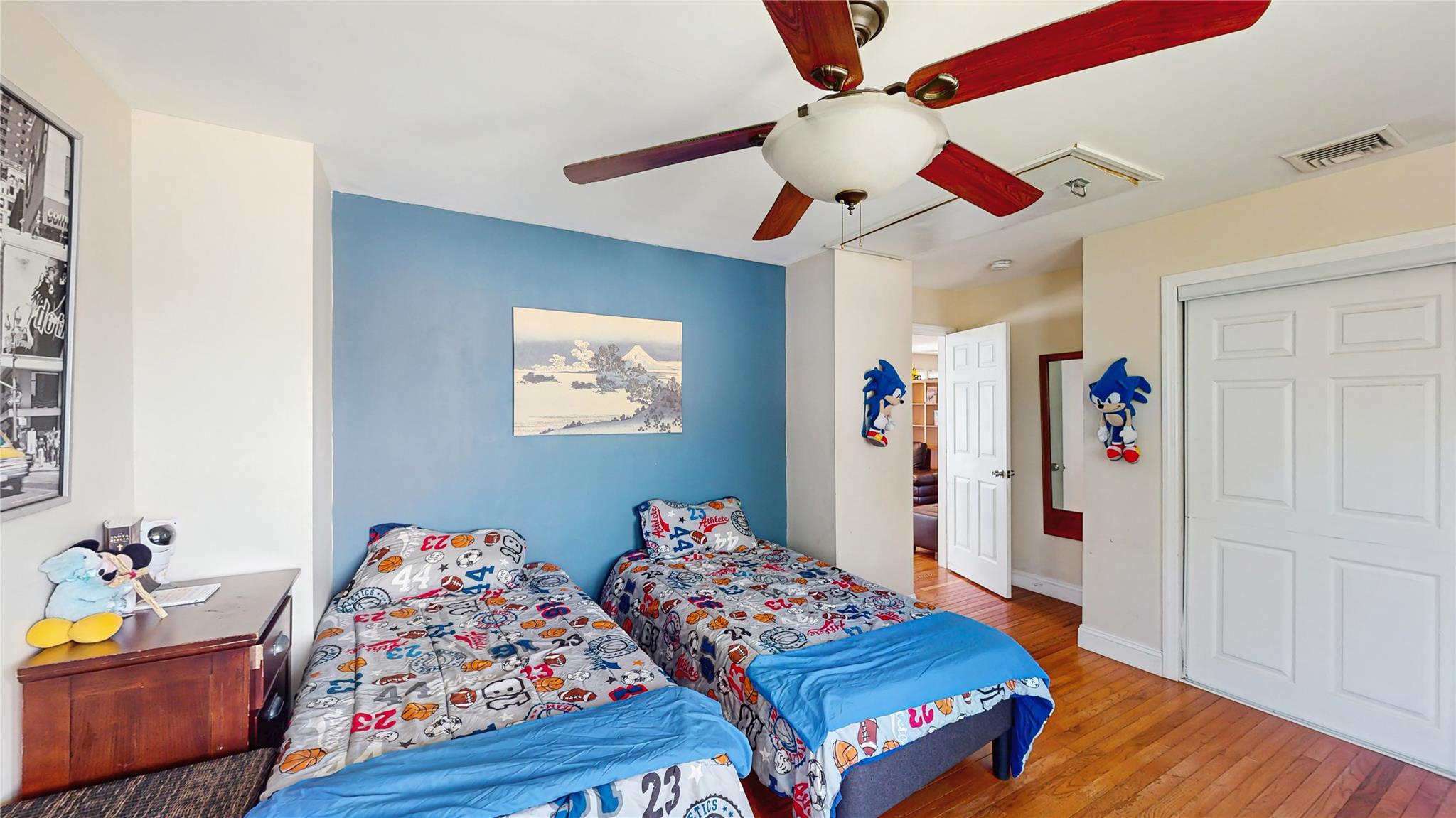 1079 Candlewood Road, Brentwood, New York image 27