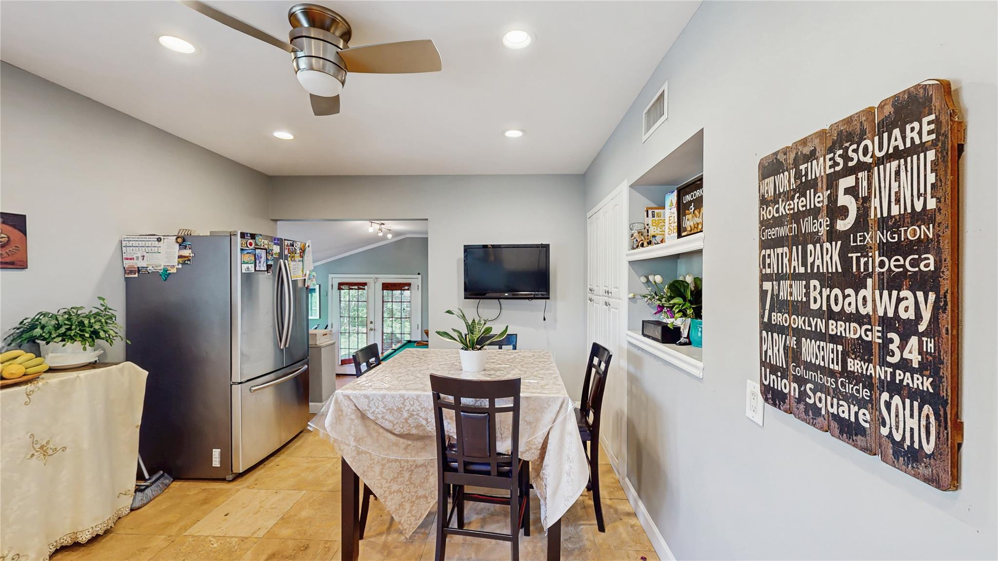 1079 Candlewood Road, Brentwood, New York image 10