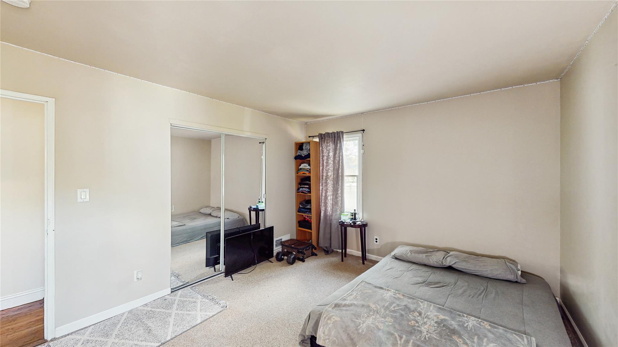 1079 Candlewood Road, Brentwood, New York image 18
