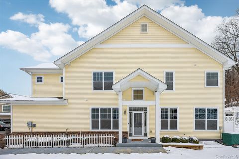 22 Rosecrest Court Middletown NY 10940