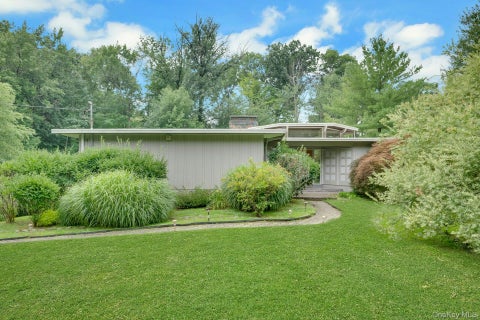 Homes For Rent - 107 Holly Place<br/> Westchester County, Briarcliff Manor, NY 10510
