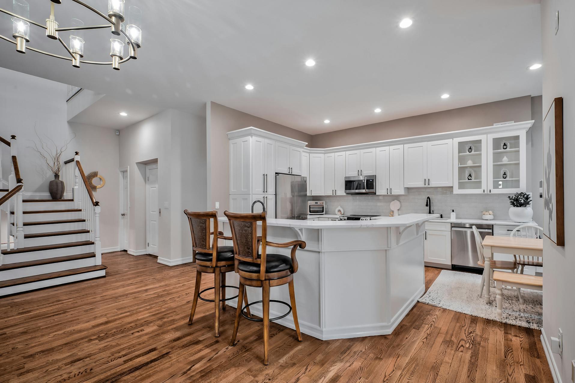 8 Long Meadow Lane 8