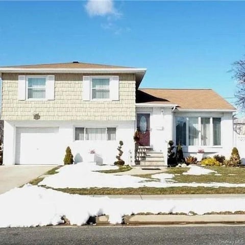 Homes For Sale - 128 Cedar Street<br/> Freeport, NY 11520