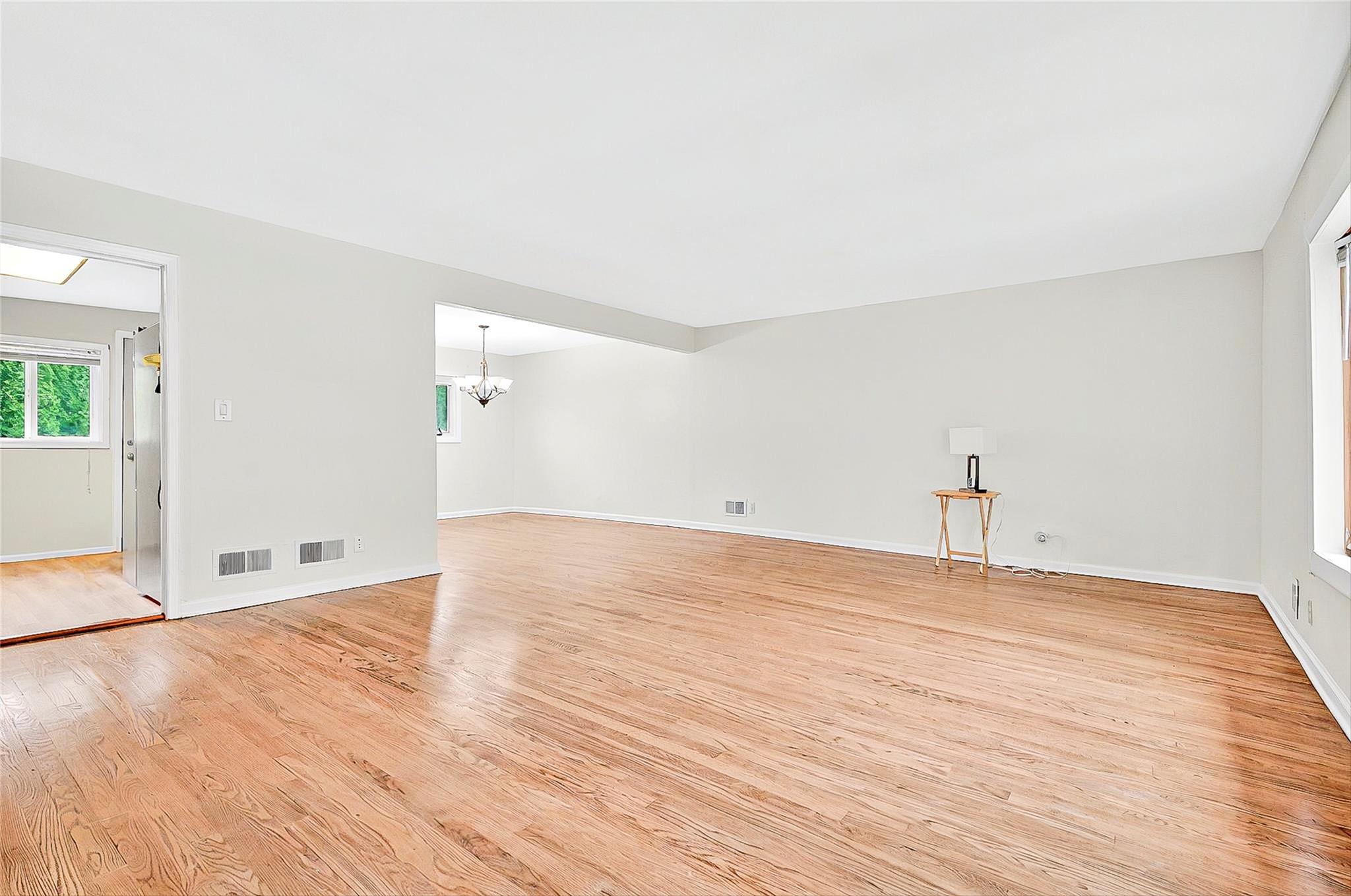 22 Chauncey Street, Tuckahoe, New York image 7