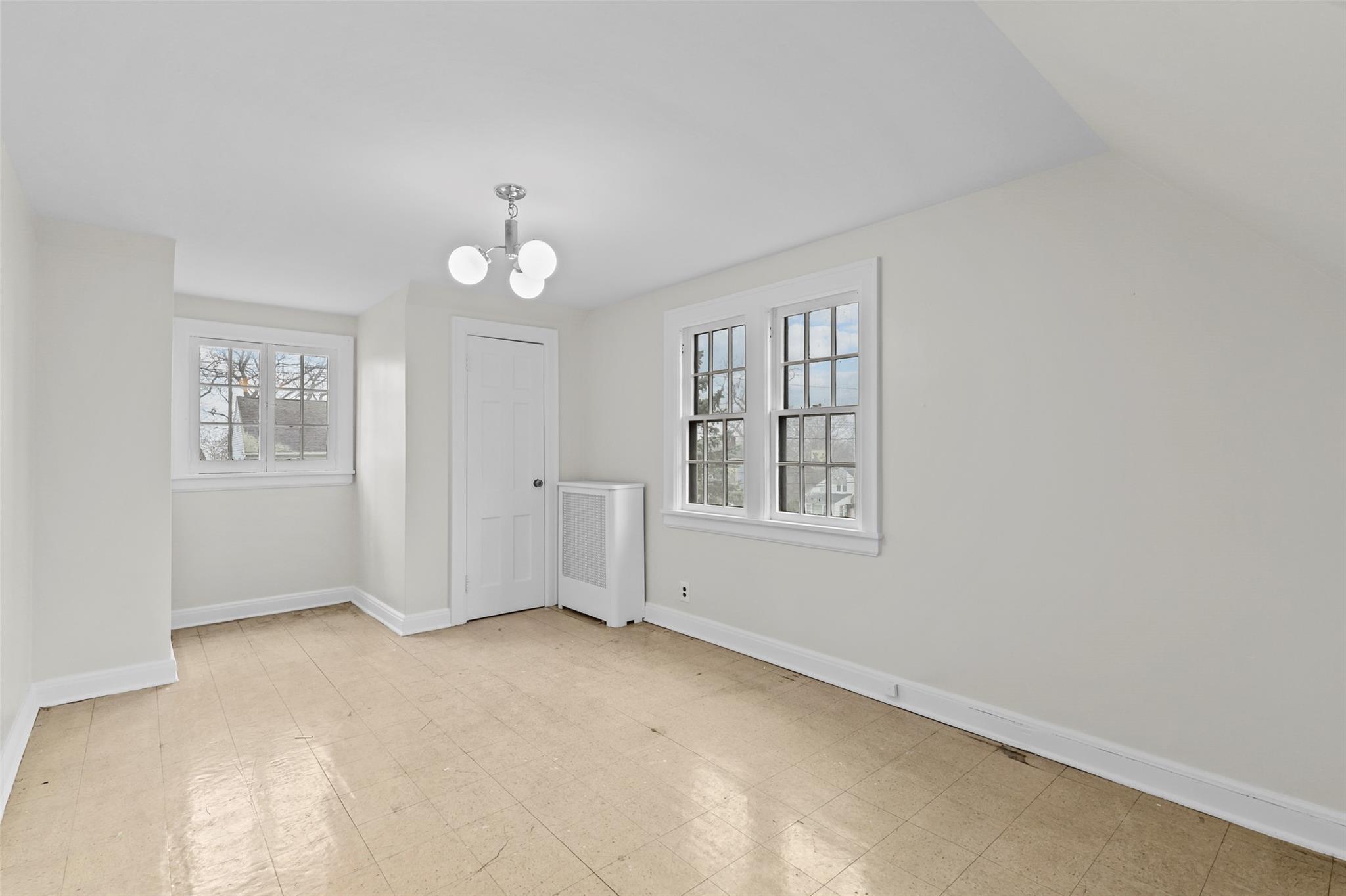 242 Lee Avenue, Yonkers, New York image 18