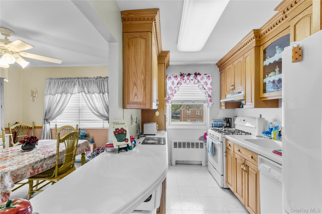 Photo of 155-32 84th Street #3, Howard Beach, NY 11414 (MLS # 1032925)