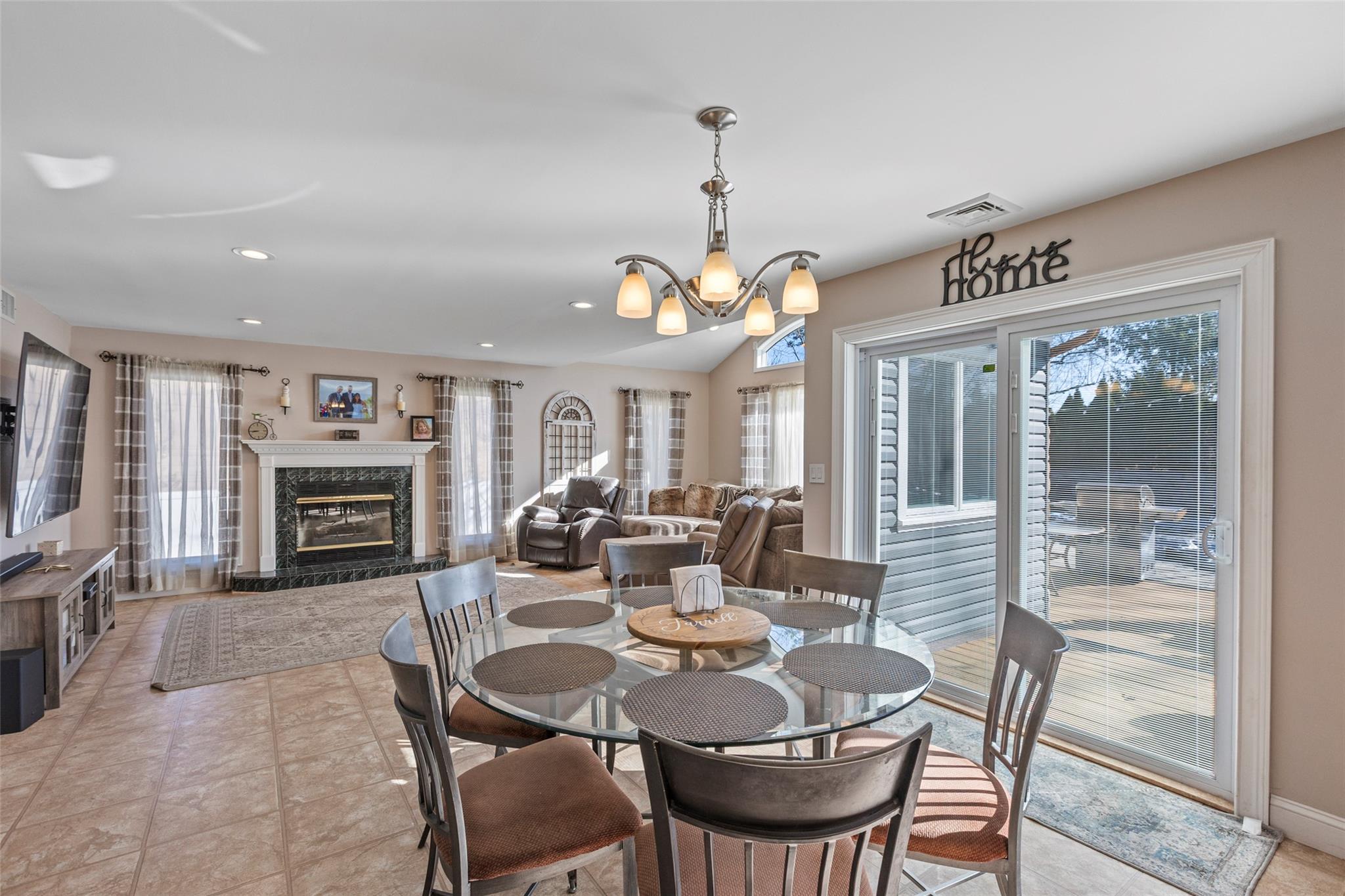 139 Juniper Avenue, Ronkonkoma, New York image 15