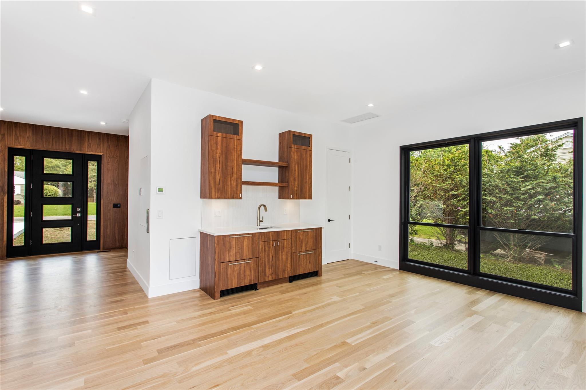 600 Glenn Road, Southold, New York image 5