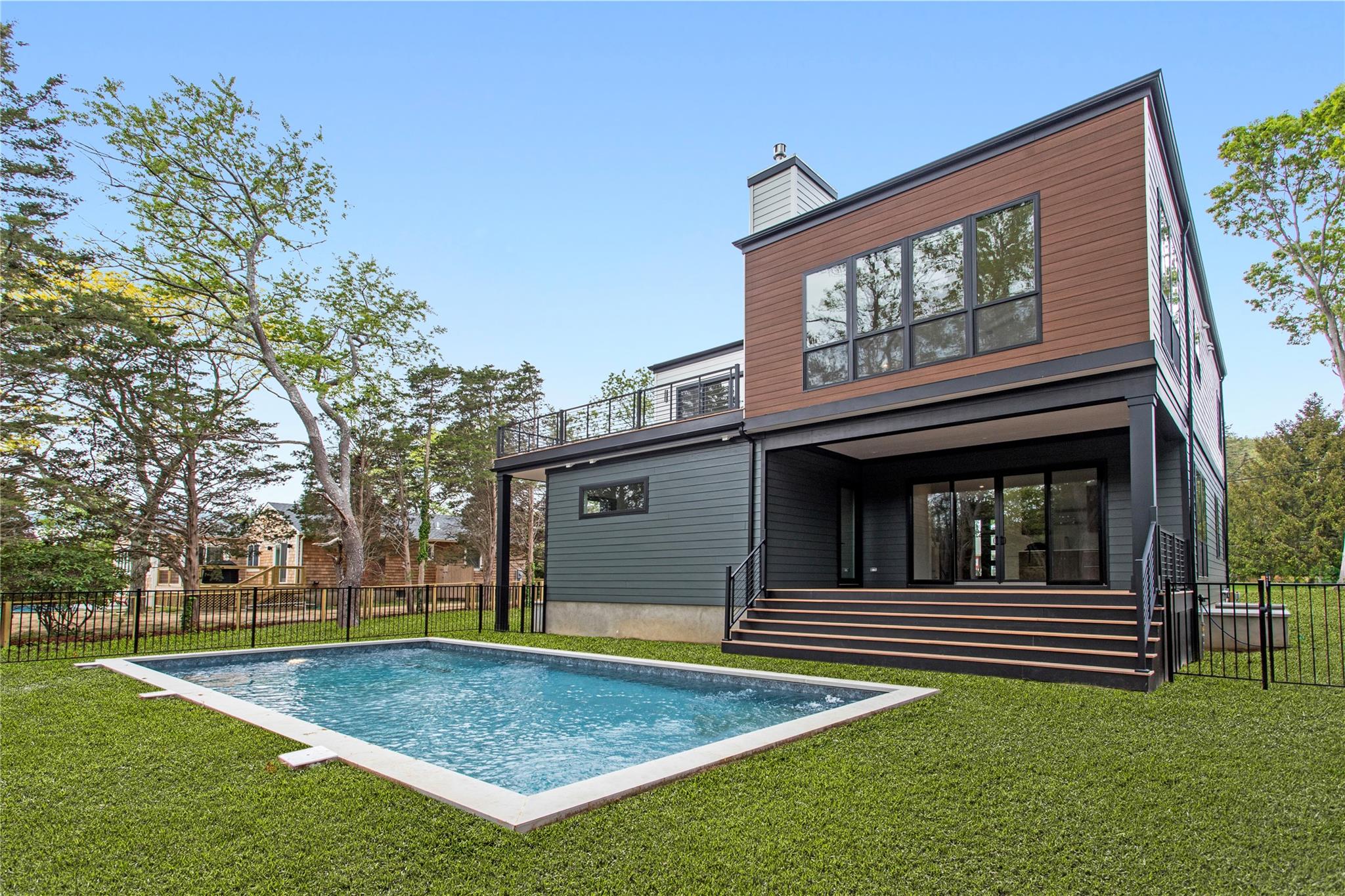 600 Glenn Road, Southold, New York image 3