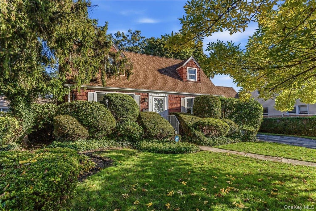 Photo of 371 Charles Street, West Hempstead, NY 11552 (MLS # 1062352)