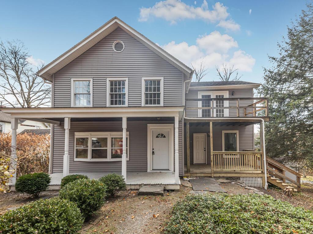 Old Post Road, Staatsburg, New York - 6 Bedrooms  
4 Bathrooms - 