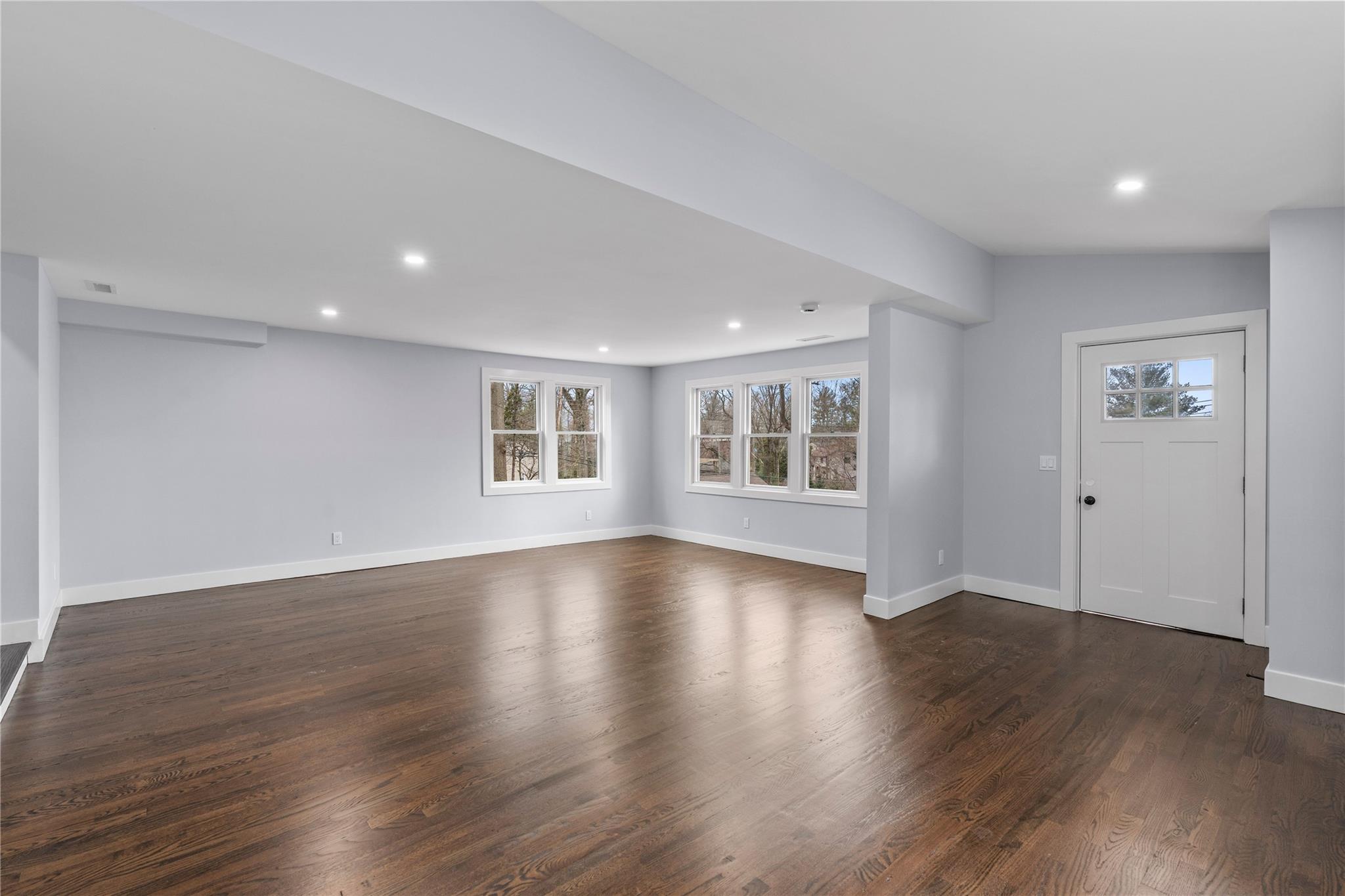 85 Euclid Avenue, Ardsley, New York image 4