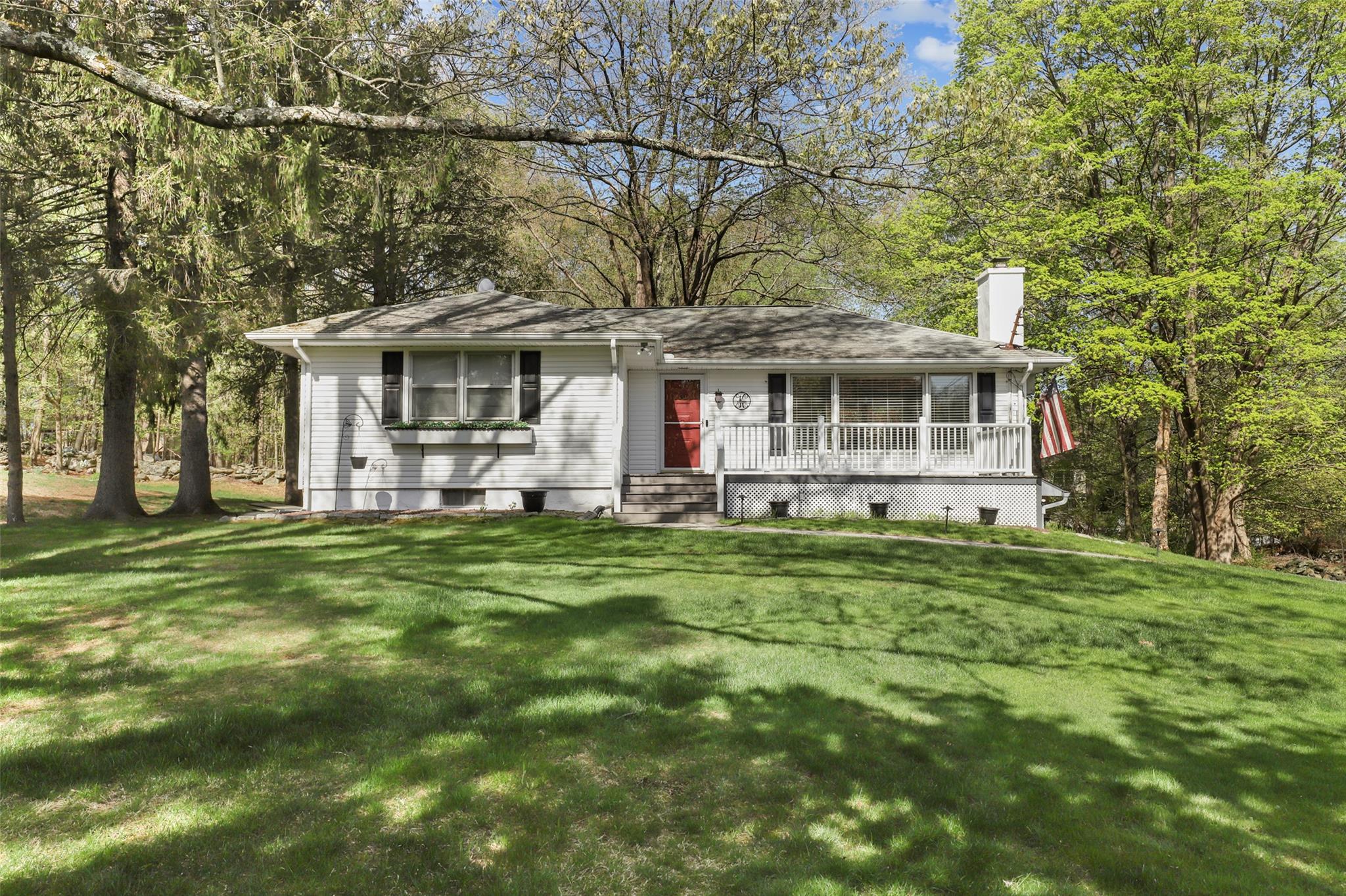 19 Russ Road, Mahopac, New York image 4