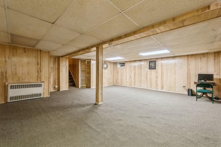 5 W Forest Road, Valley Stream, New York image 22