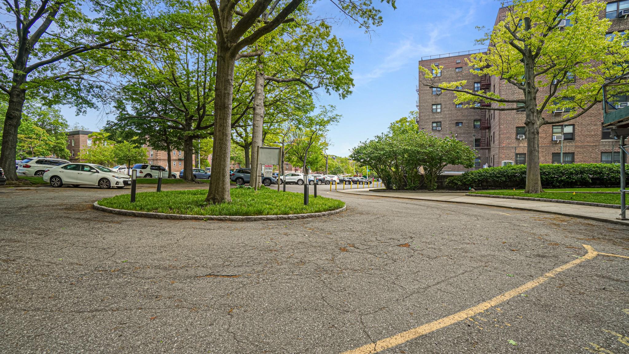 86-70 Francis Lewis Boulevard #B65, Hollis, New York image 25