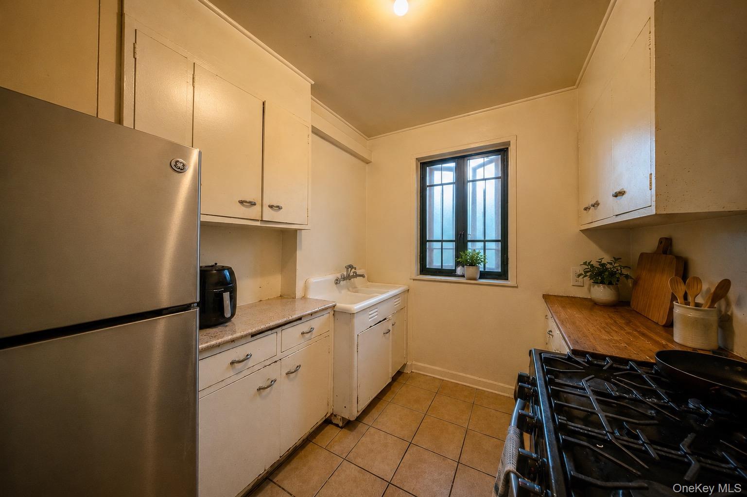 1450 Parkchester Road 4E