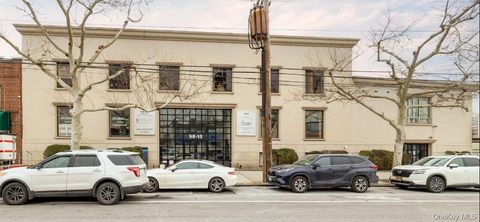 8015 164th Place Fresh Meadows NY 11432