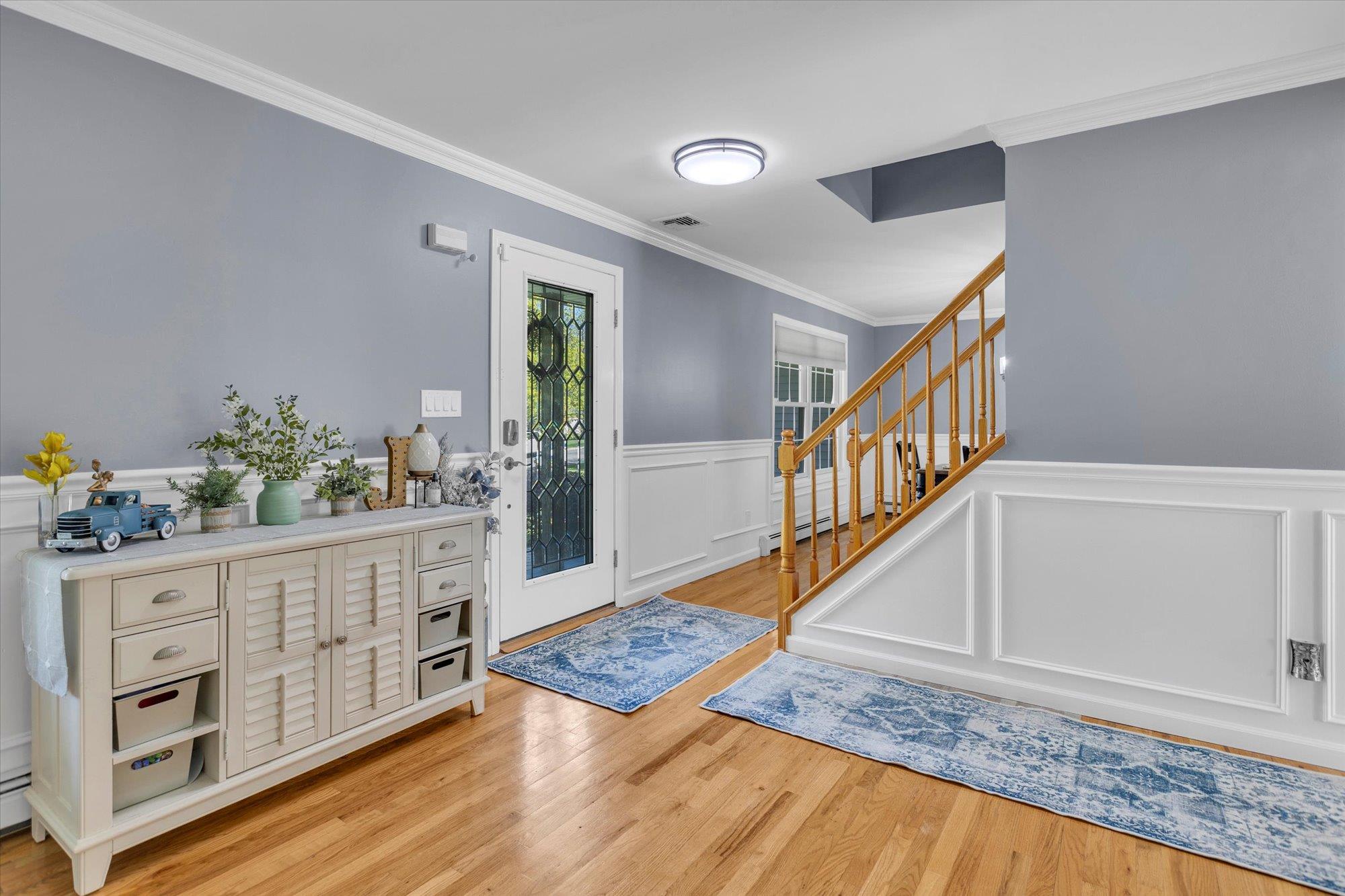 7 Karen Court, Wading River, New York image 3