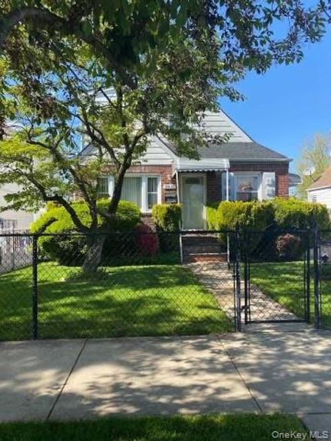 219-43 113th Avenue Queens Village NY 11429