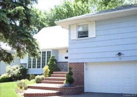 75 Melanie Lane Syosset NY 11791