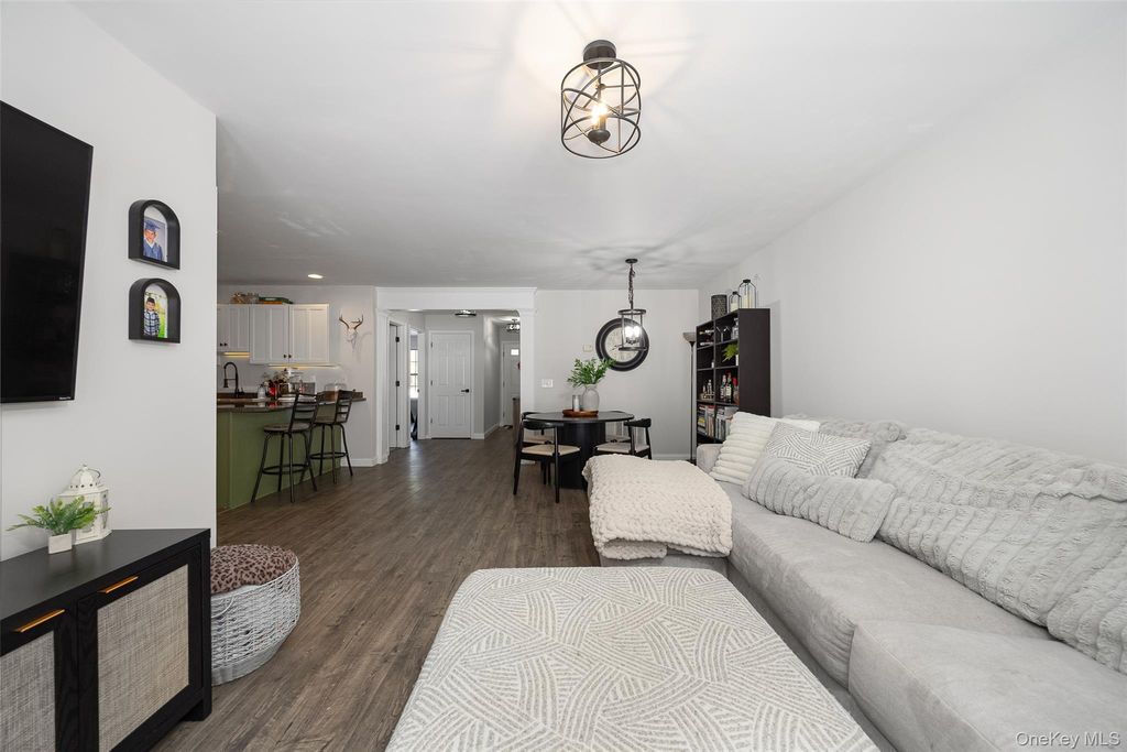 Photo of 787 Gregory Court, Highland, NY 12528 (MLS # 957064)