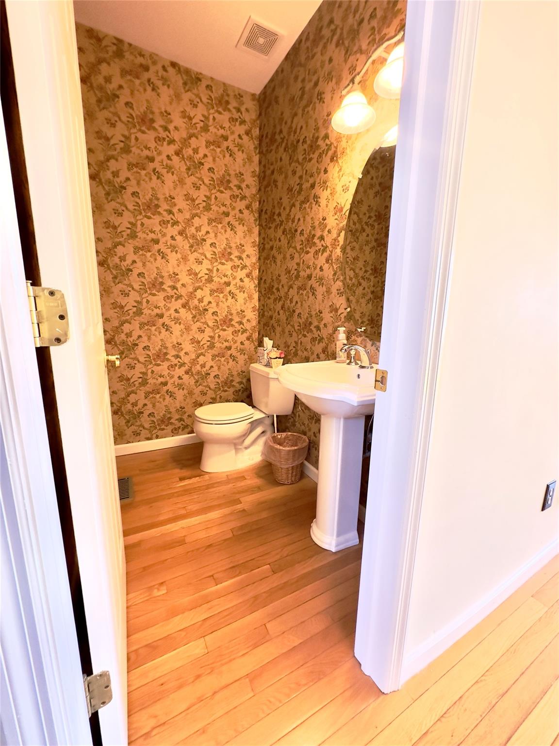39 Avery Lane #39, Miller Place, New York image 6