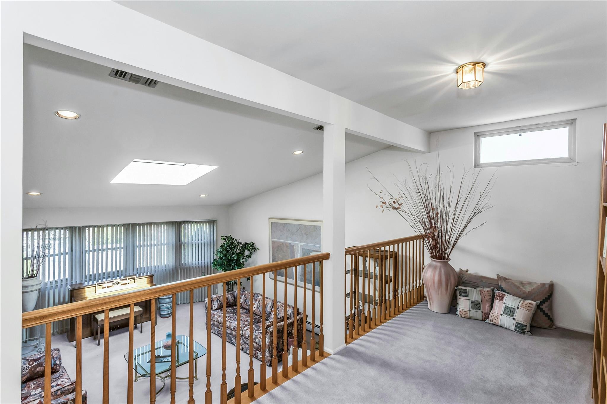 4 Toni Ann Circle, Plainview, New York image 10