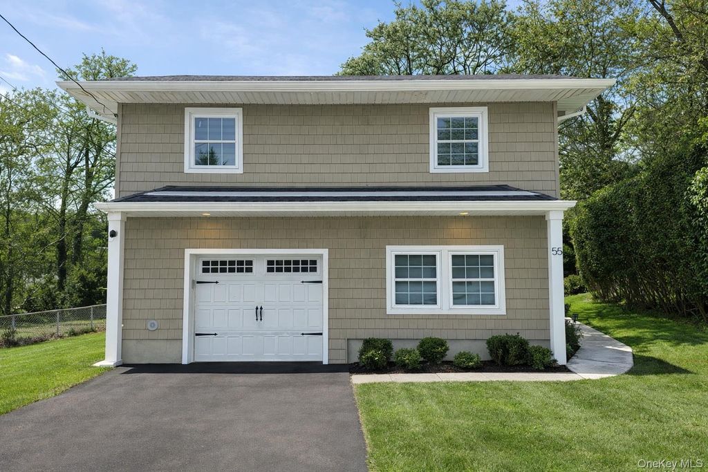 Photo of 55 Hillside Avenue, Huntington, NY 11743 (MLS # 960466)