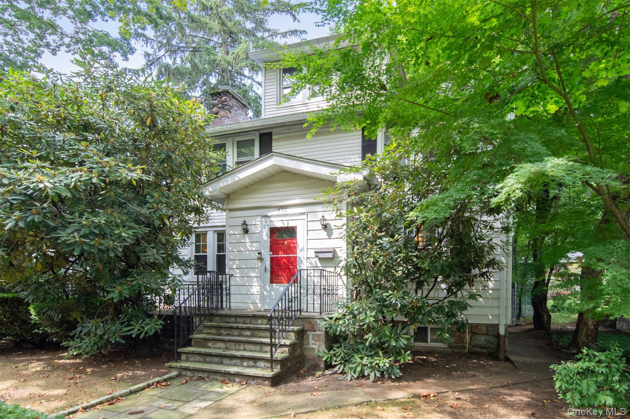 306 Hutchinson Boulevard