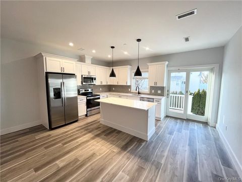 Homes For Rent - 195 Park Avenue #D<br/> West Harrison, NY 10604