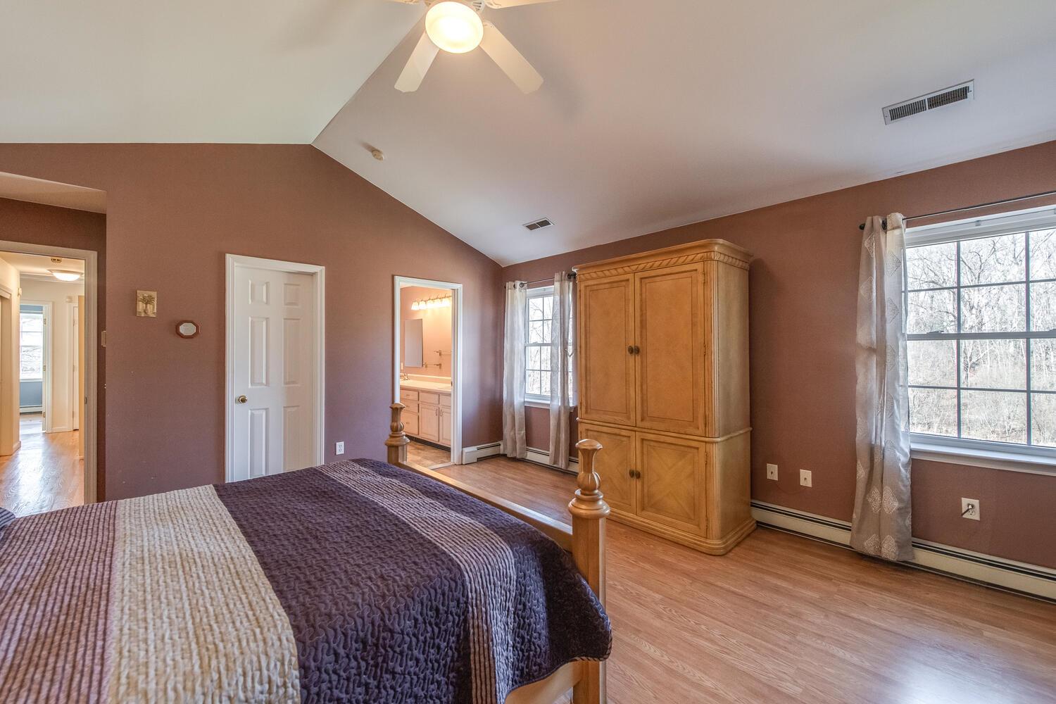18 Shadowood Drive, Hopewell Junction, New York image 17