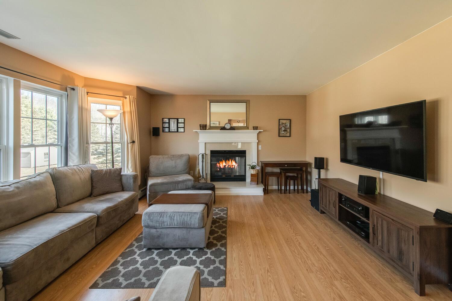18 Shadowood Drive, Hopewell Junction, New York image 11