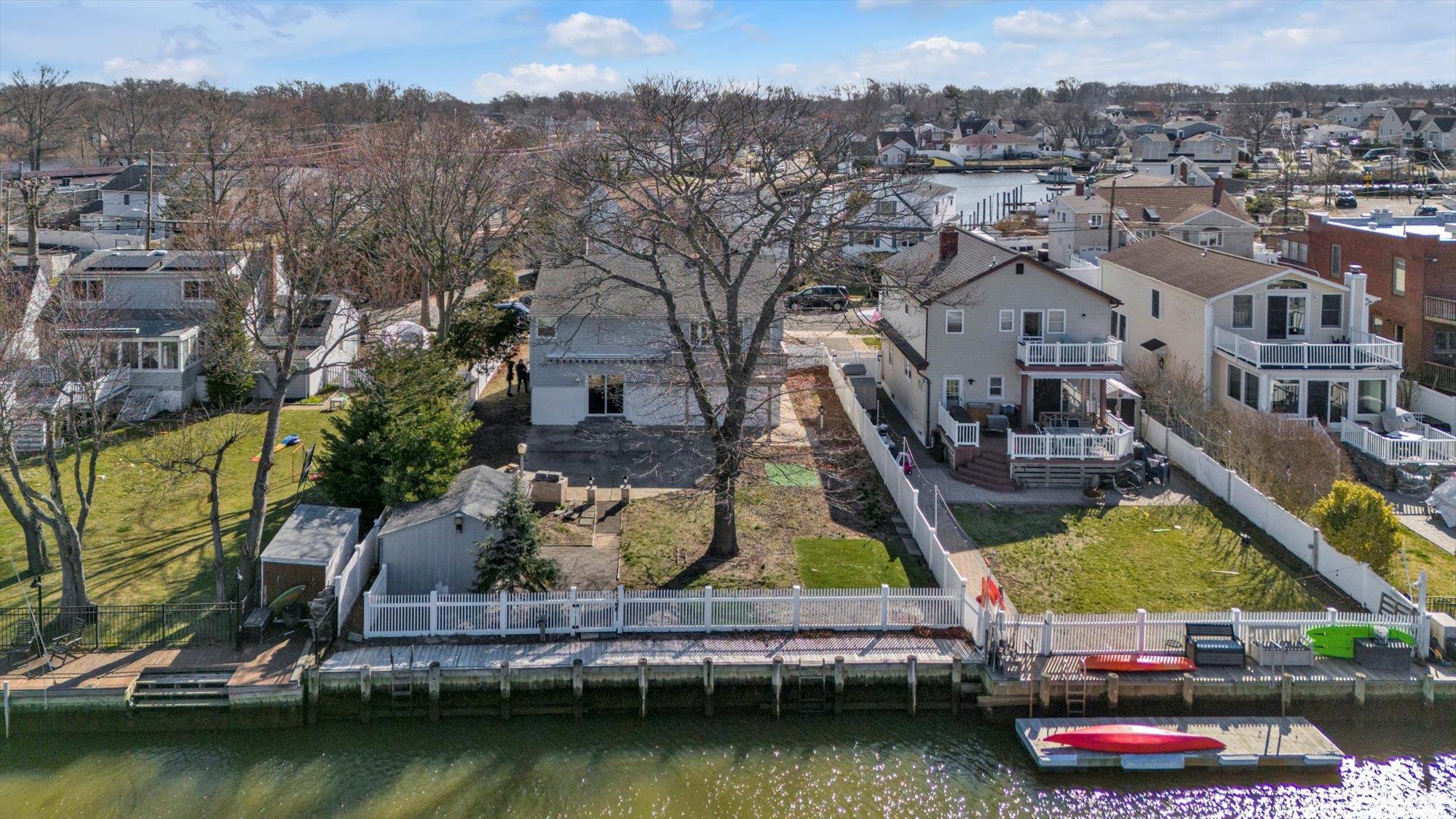 16 Beverly Road, Wantagh, New York image 34