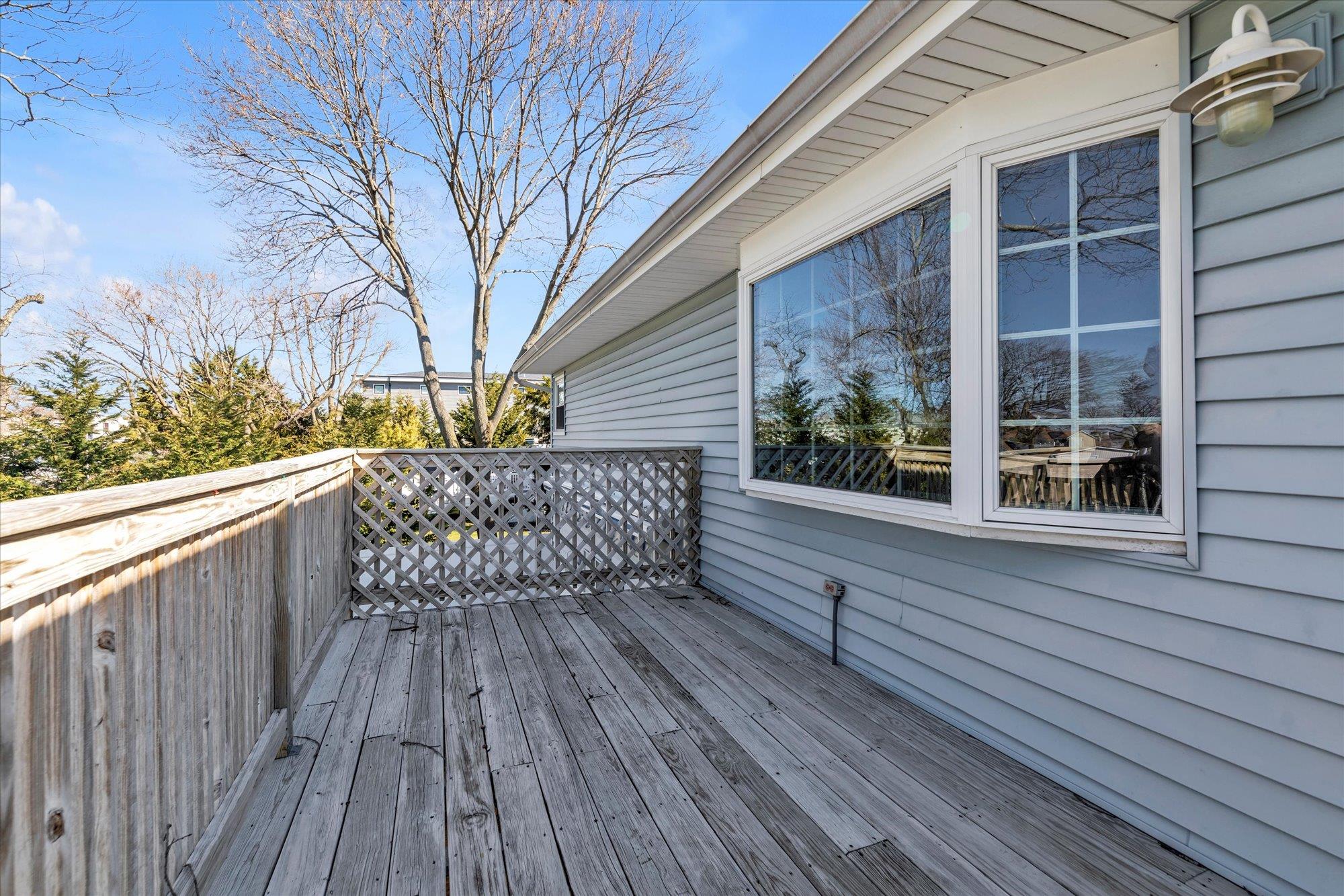 16 Beverly Road, Wantagh, New York image 25