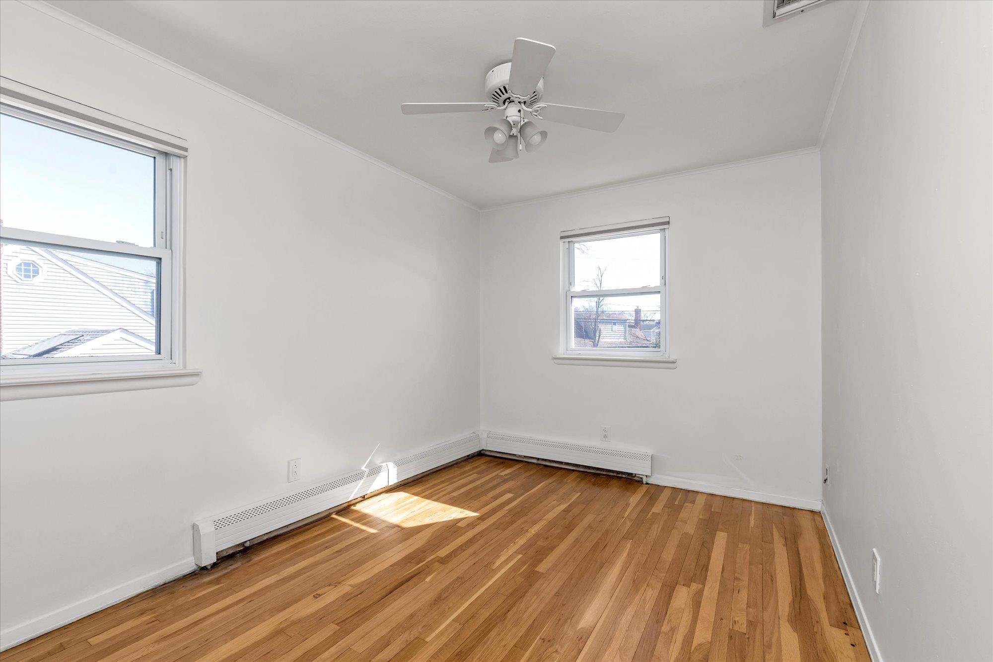 16 Beverly Road, Wantagh, New York image 17