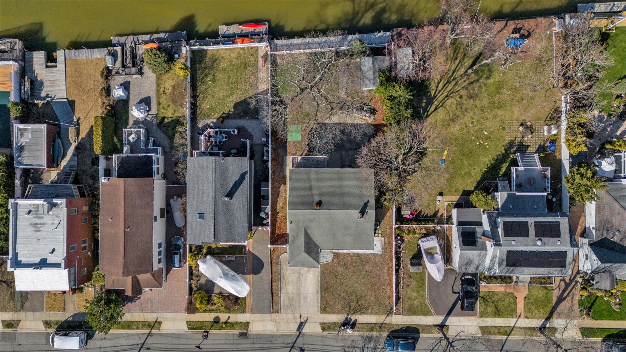 16 Beverly Road, Wantagh, New York image 39