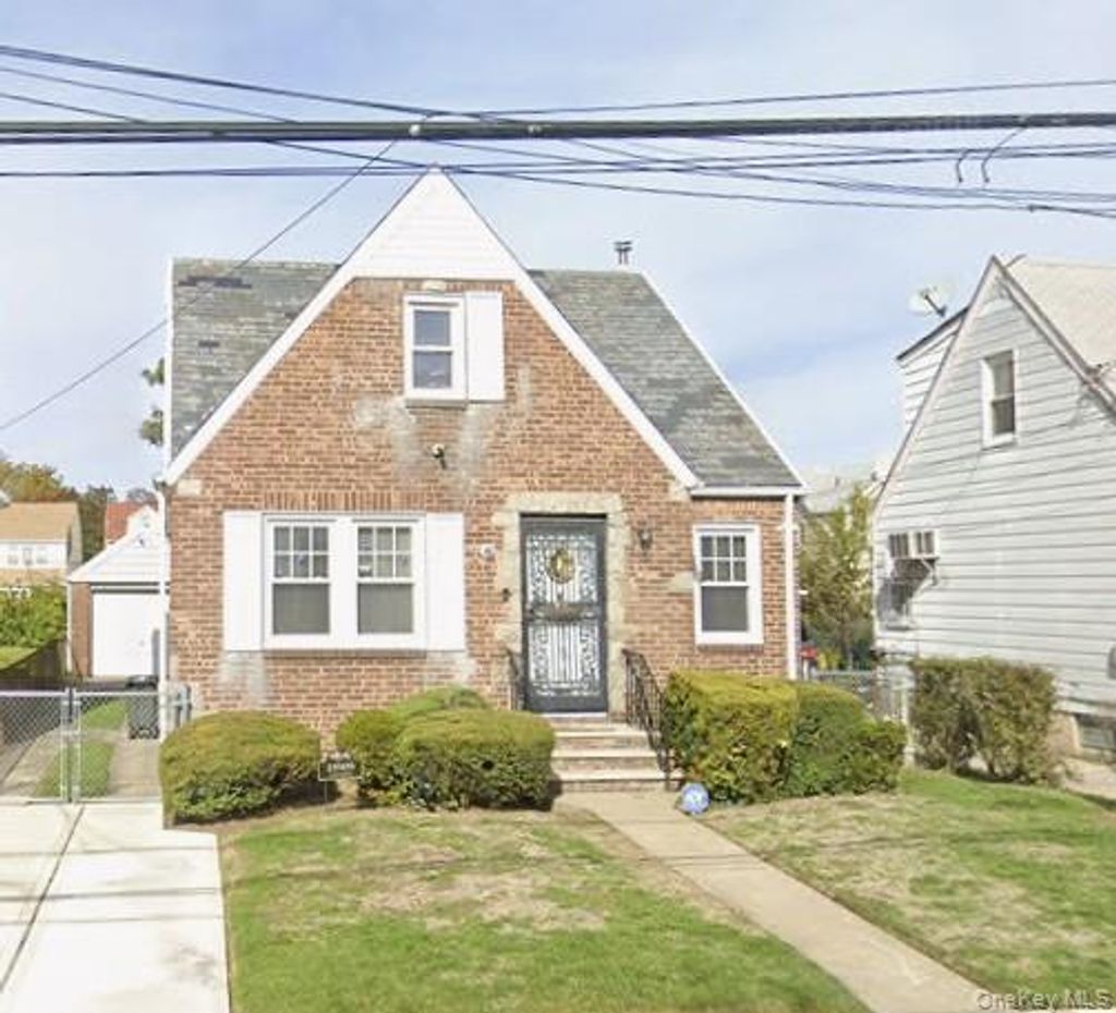 Photo of 189-09 121st Avenue, Rosedale, NY 11412 (MLS # 978572)