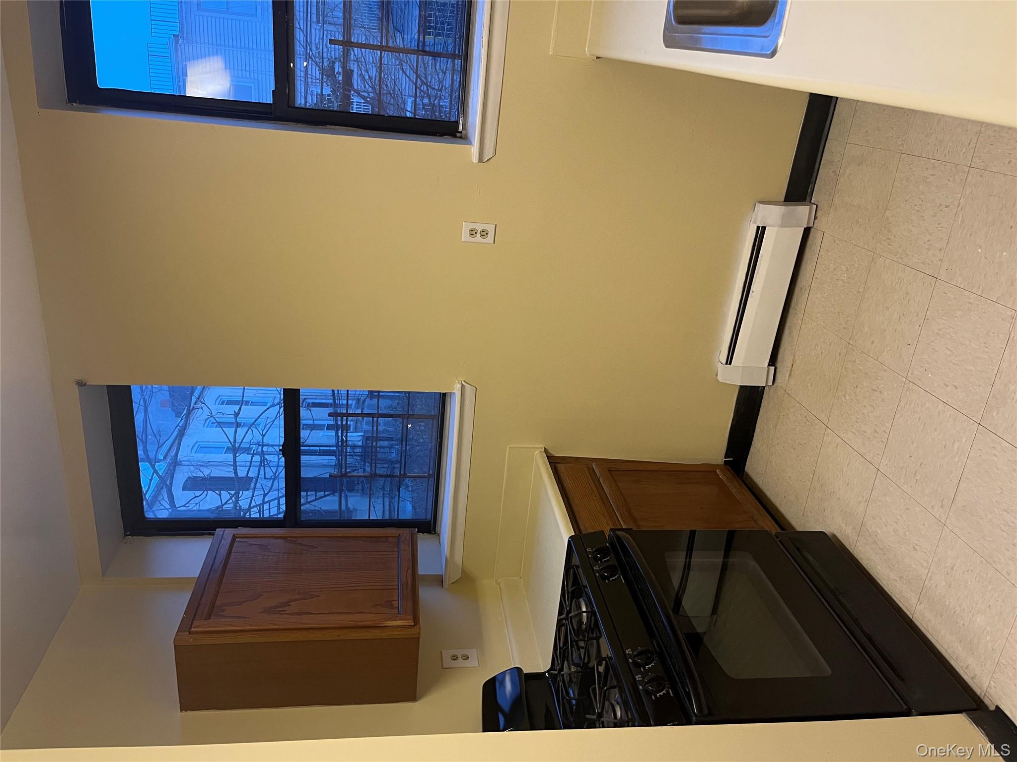 246 Sumpter Street 2A