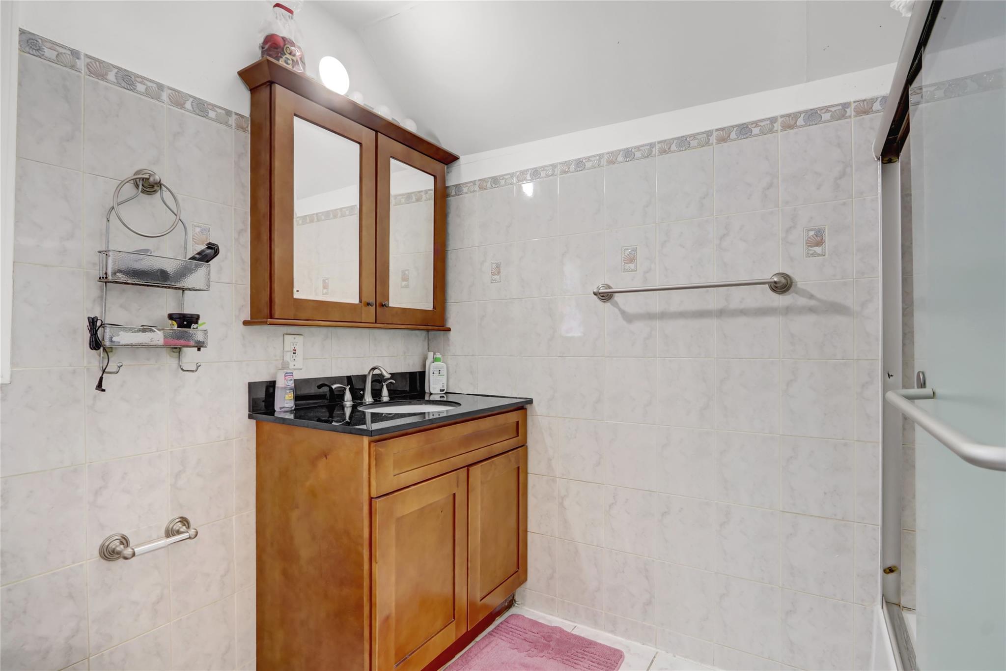 83-14 169th Street St, Jamaica, New York image 26