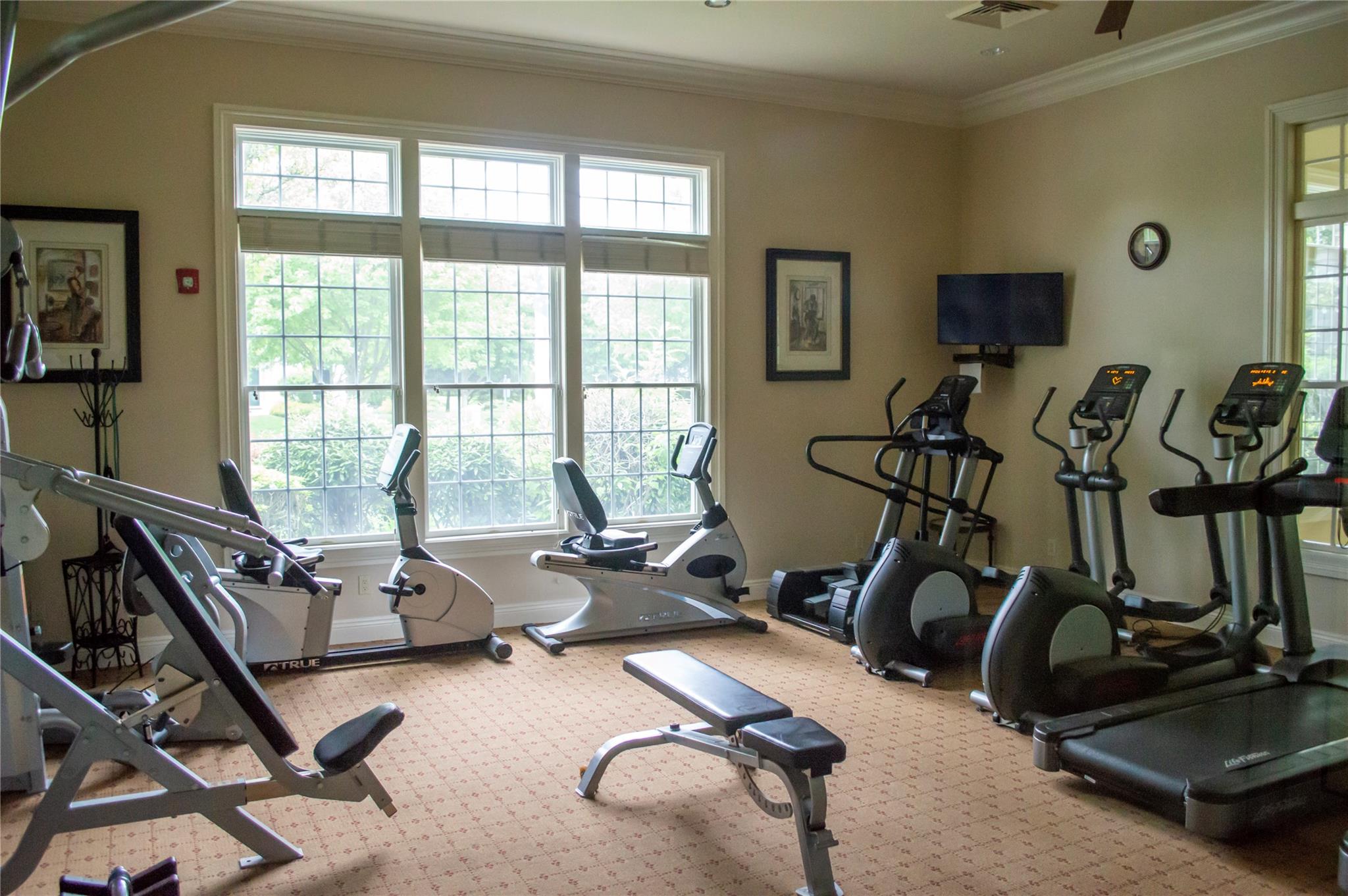 20 Concerto Drive, Lake Grove, New York image 33