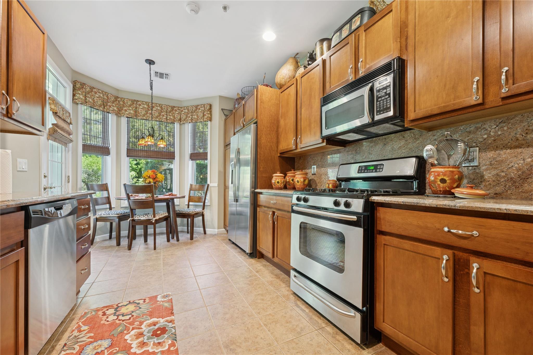 20 Concerto Drive, Lake Grove, New York image 7