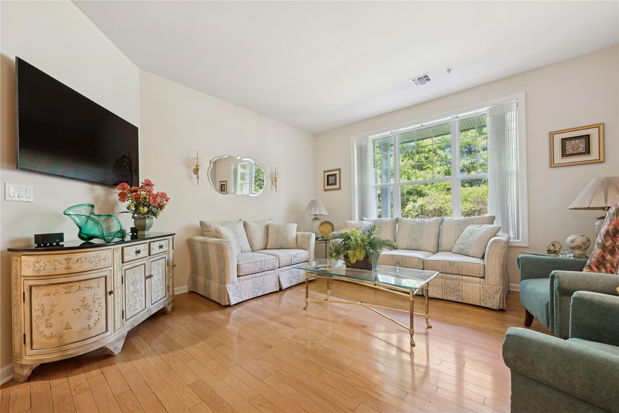 20 Concerto Drive, Lake Grove, New York image 10