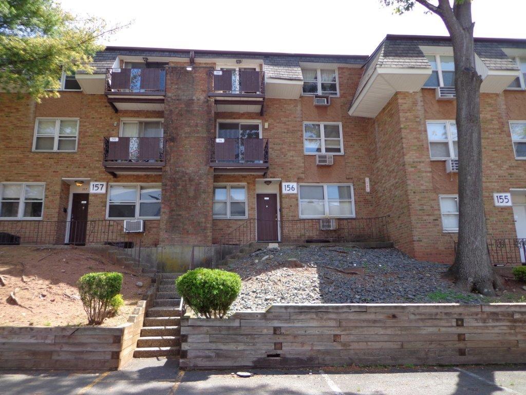 156 Kearsing Parkway, Monsey, New York image 1