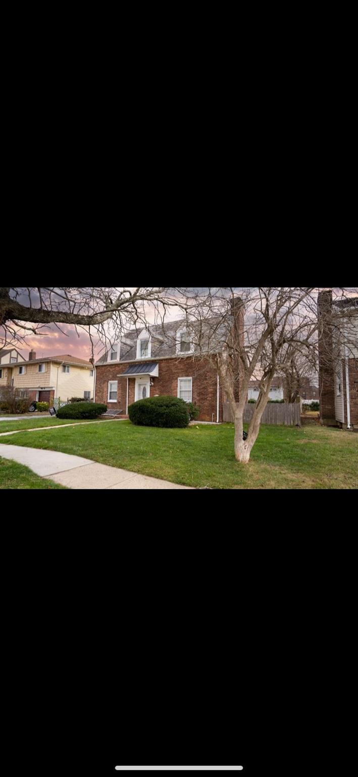 82 Harriman Avenue, Hempstead, New York image 14