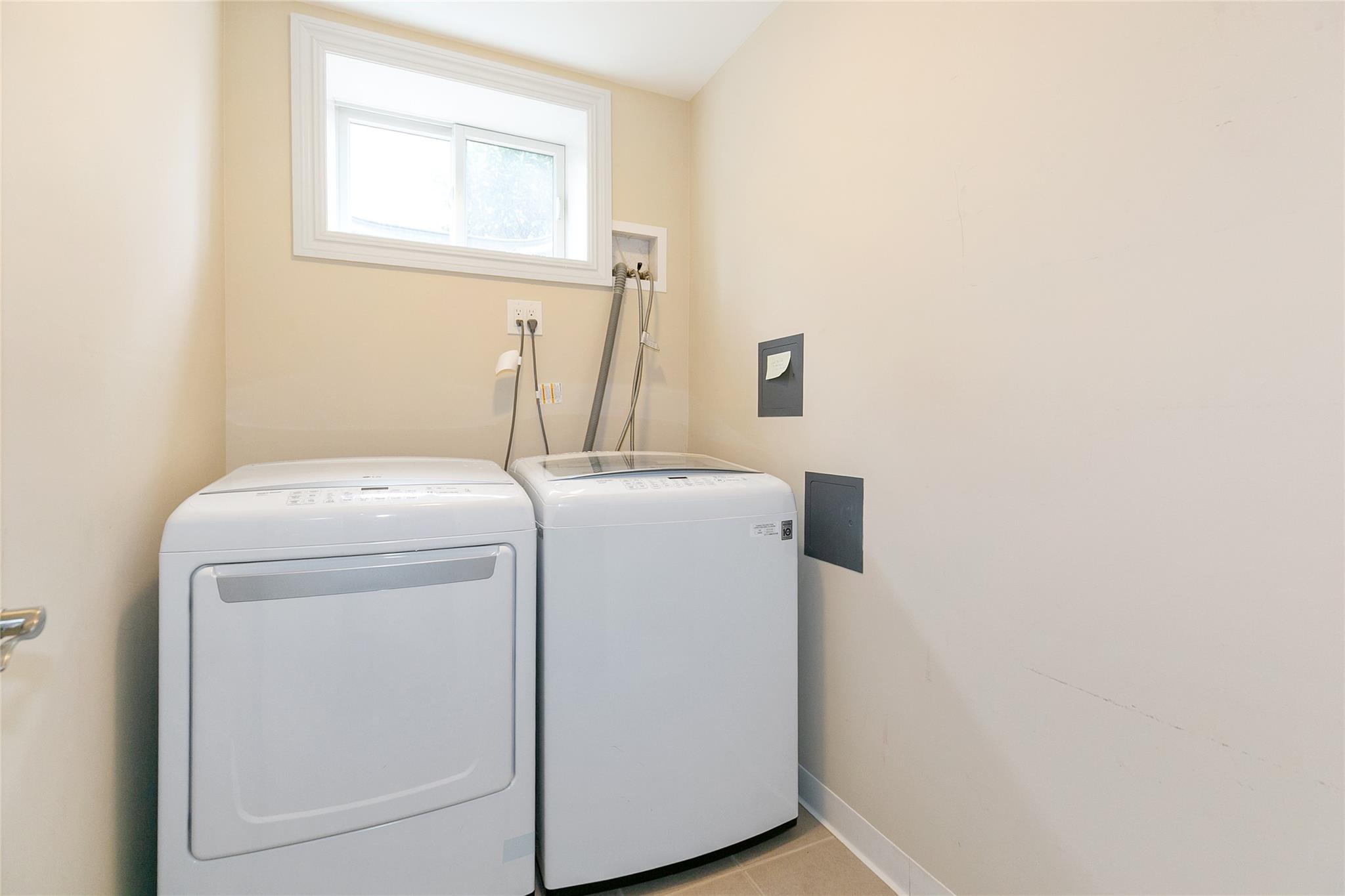 62 Harvard Street, Roslyn Heights, New York image 30