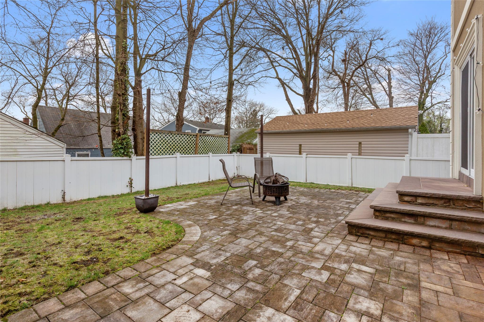 62 Harvard Street, Roslyn Heights, New York image 32